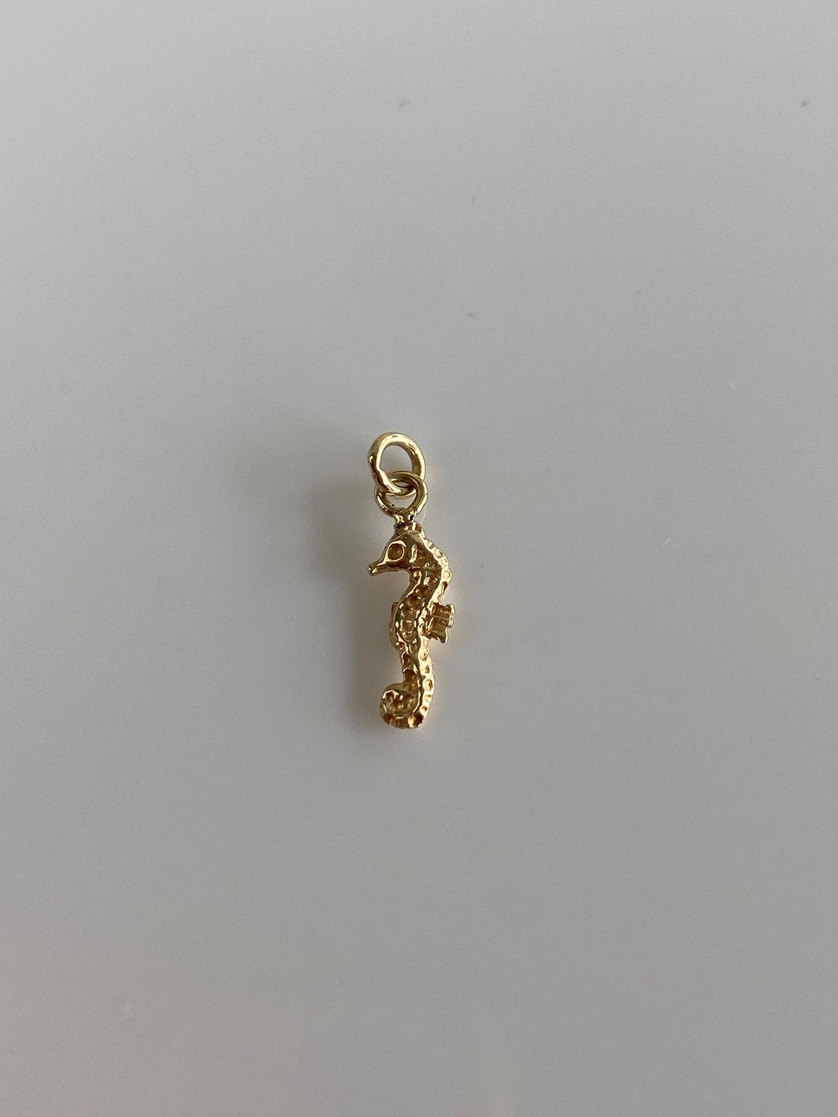 Vintage Solid 14k Yellow Gold Tiny Seahorse Charm