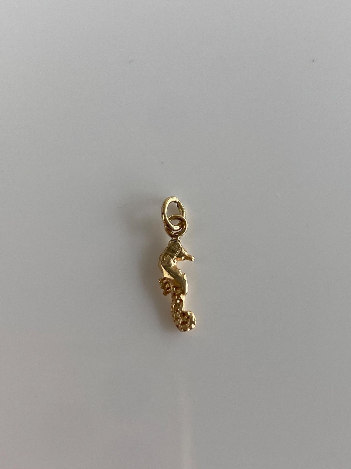 Vintage Solid 14k Yellow Gold Tiny Seahorse Charm