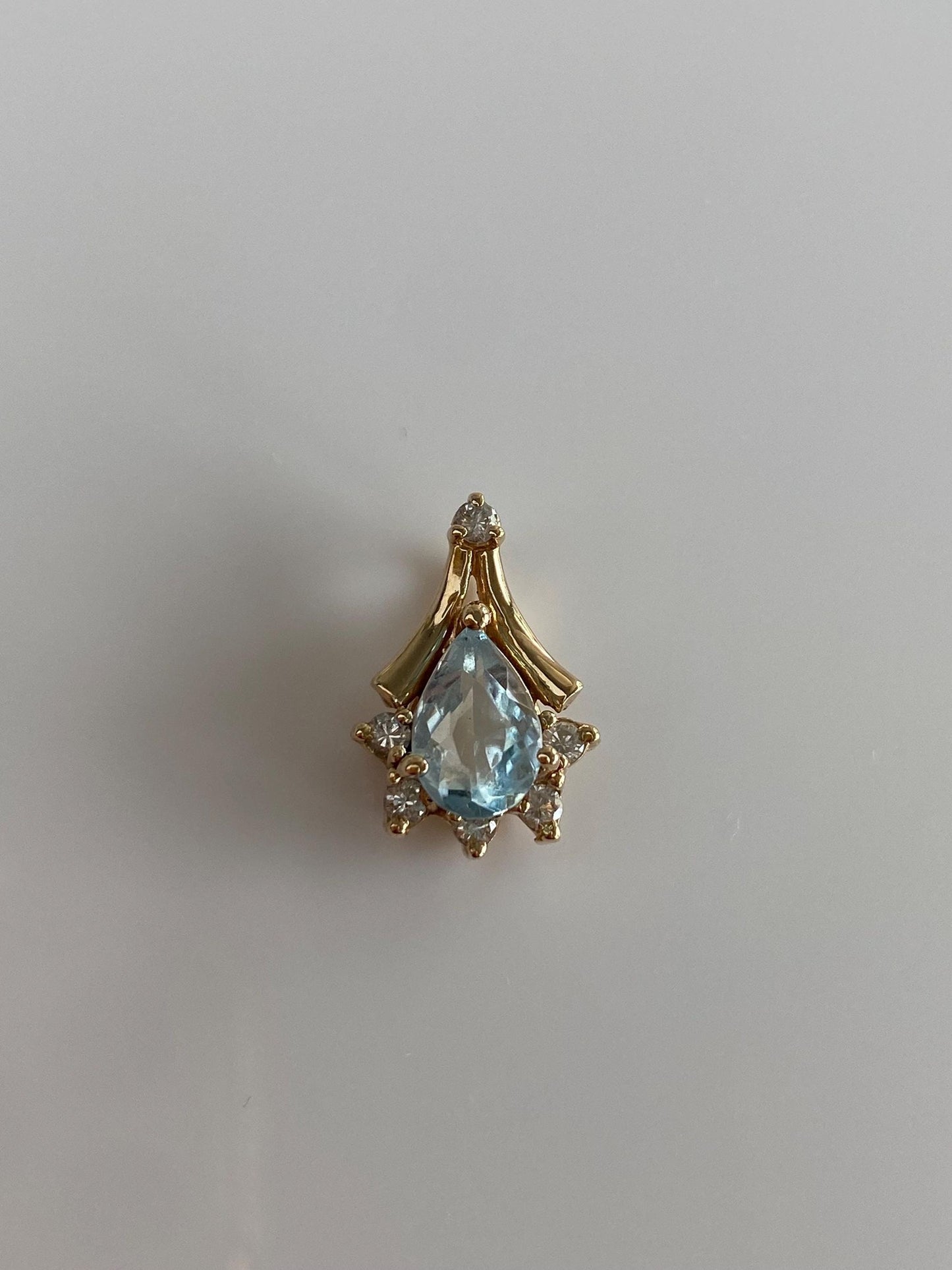 Vintage Solid 14k Yellow Gold Diamonds Aquamarine Charm