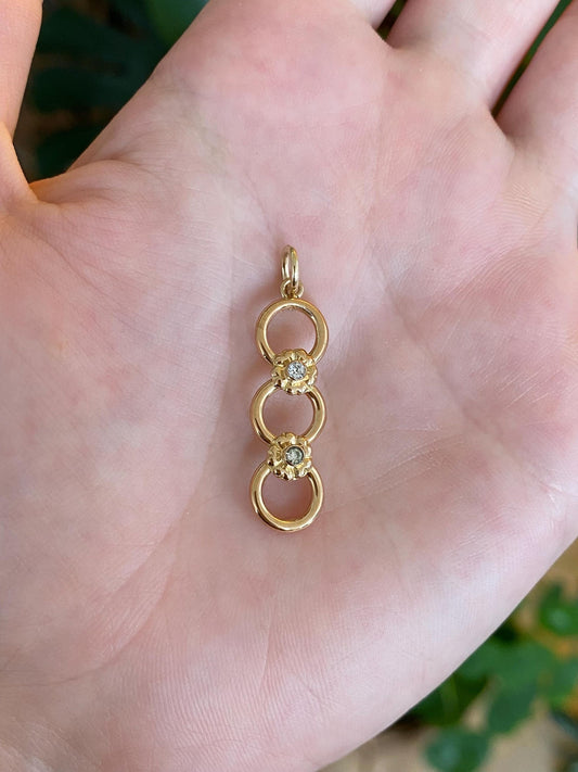 Vintage 18k Rose Gold Clear Cubic Zirconia Circles Charm