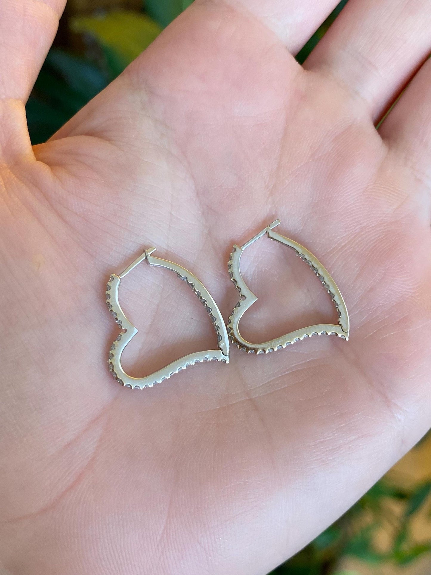 Vintage Solid 18k White Gold Diamond Heart Hoop Earrings