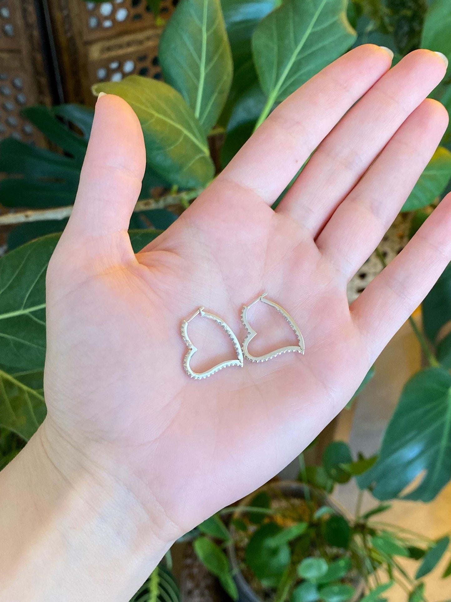 Vintage Solid 18k White Gold Diamond Heart Hoop Earrings