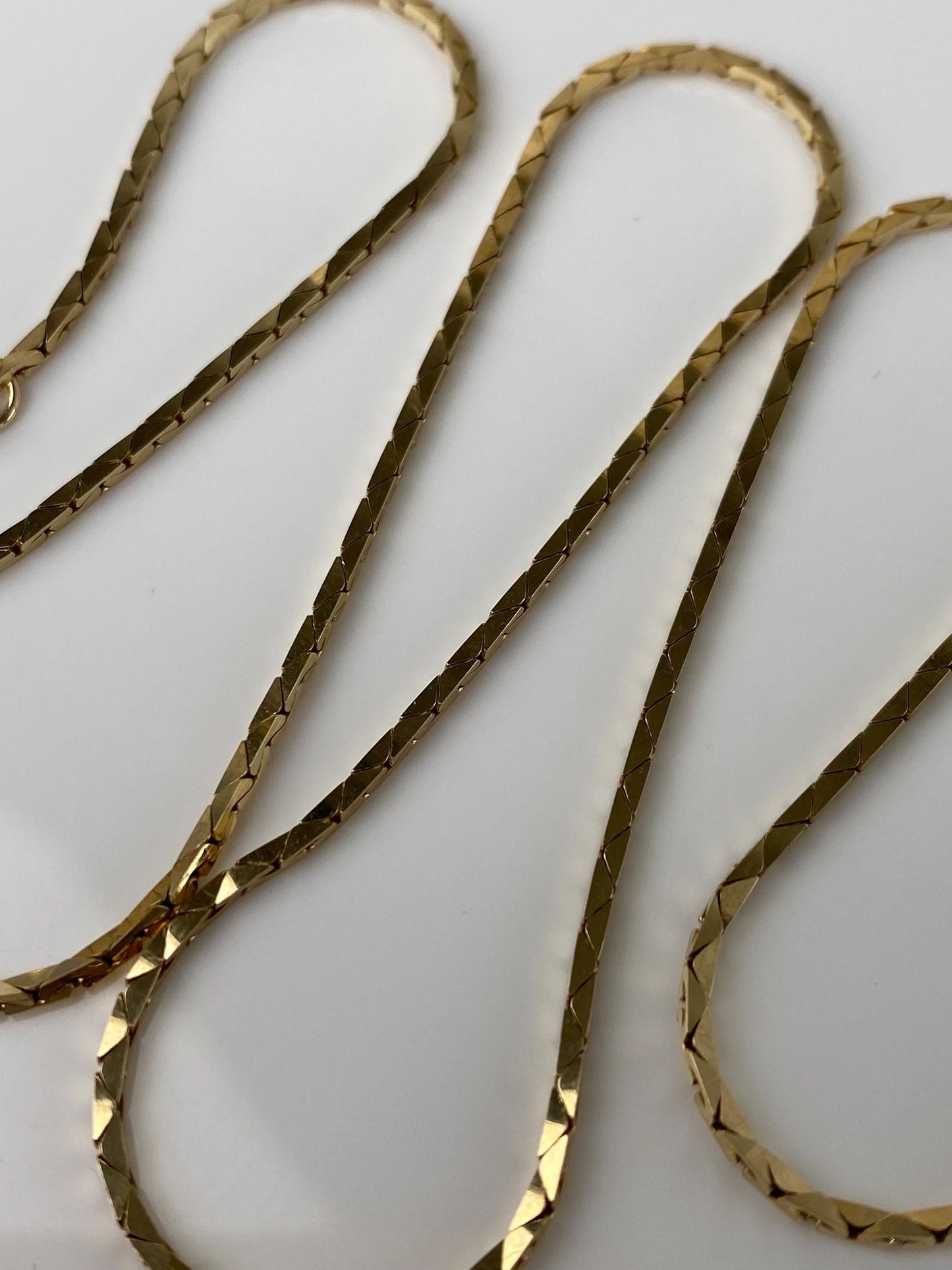 Vintage Solid 14k Yellow Gold Triangle Link Chain Necklace - 18 inches