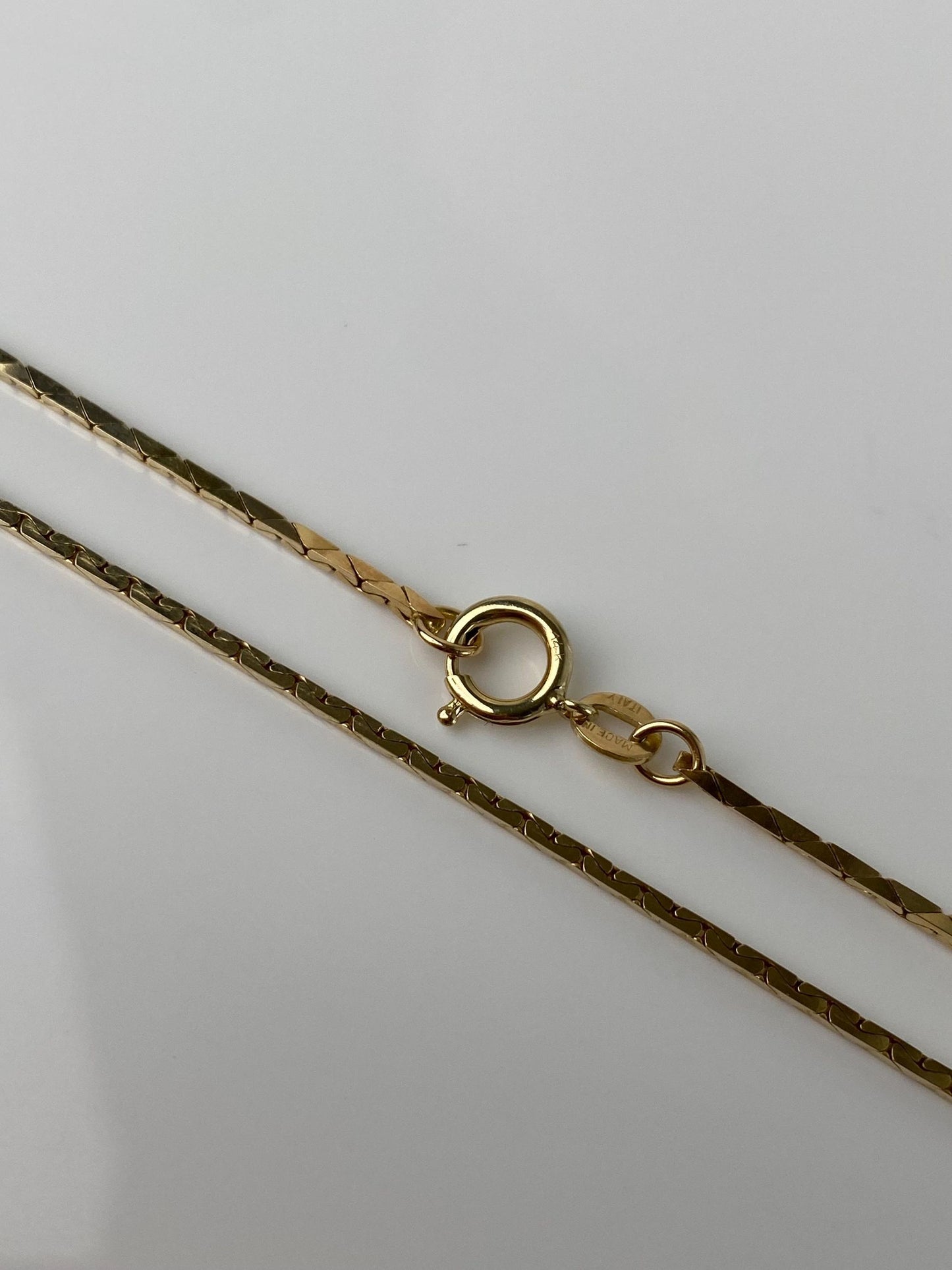 Vintage Solid 14k Yellow Gold Triangle Link Chain Necklace - 18 inches