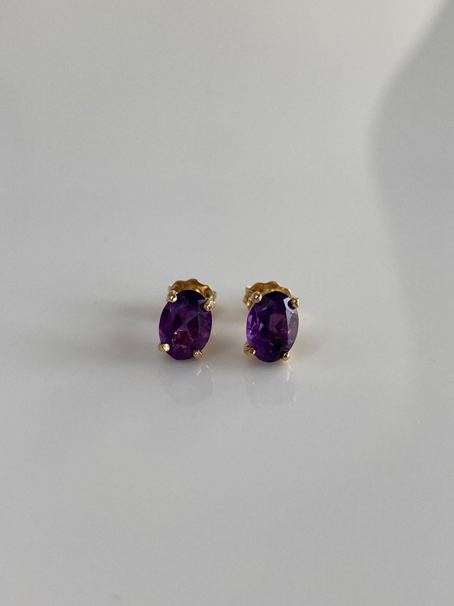 Vintage Solid 14k Yellow Gold Amethyst Stud Earrings