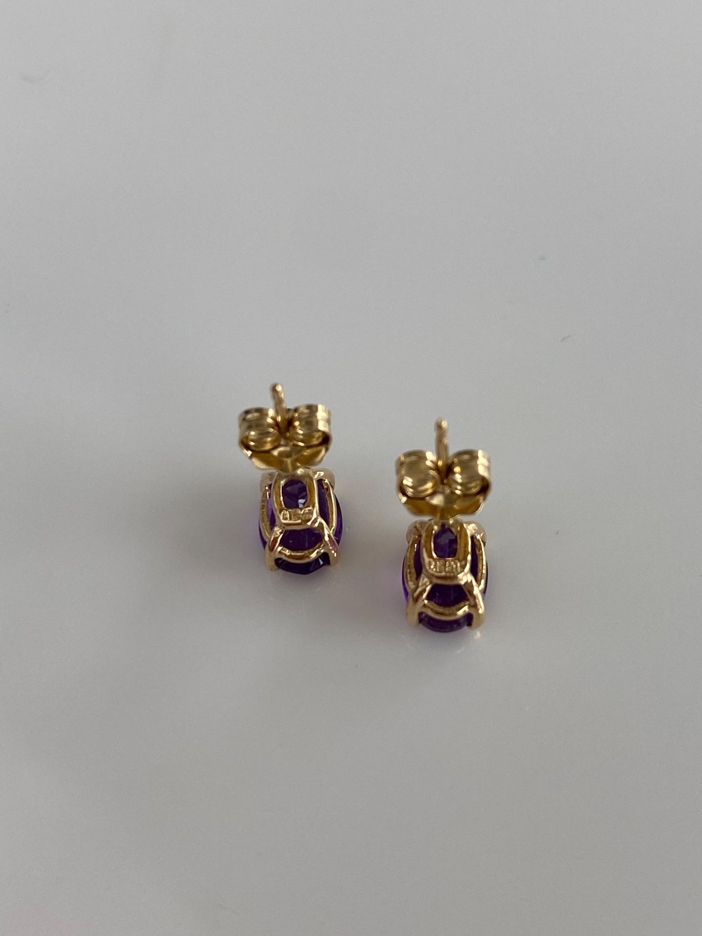 Vintage Solid 14k Yellow Gold Amethyst Stud Earrings