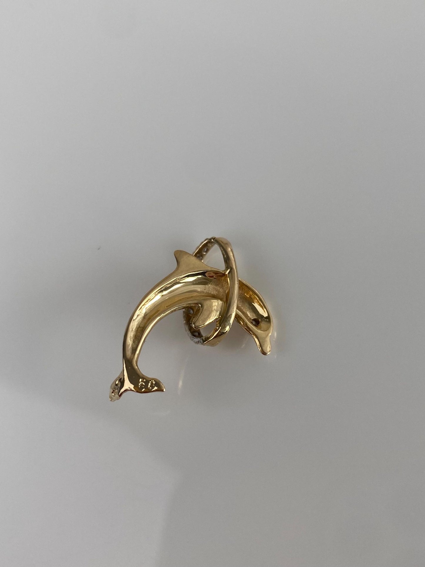 Vintage Solid 14k Yellow Gold Diamond Ring Dolphin Charm