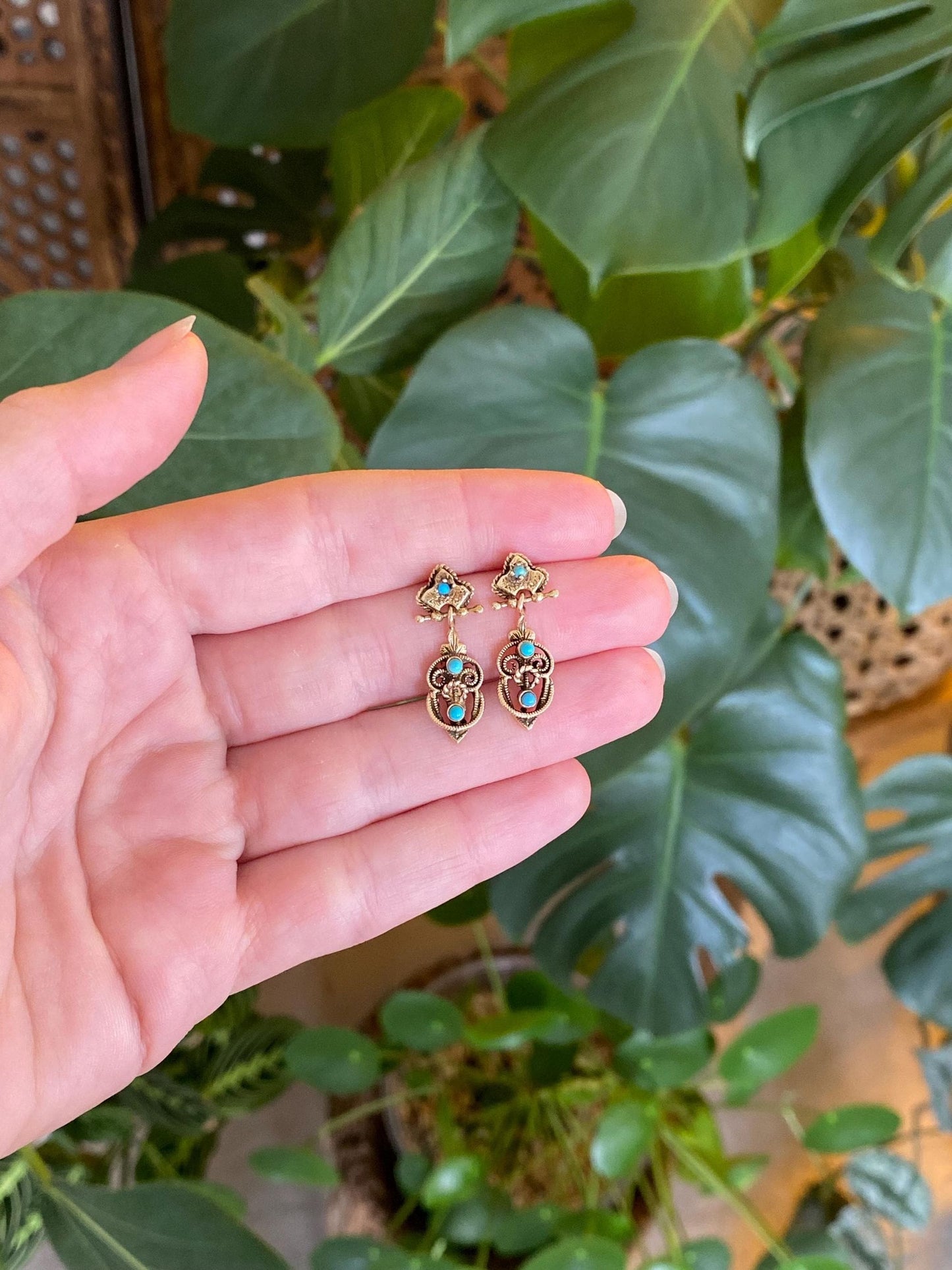Vintage Solid 14k Yellow Gold Turquoise Ornate Dangle Stud Earrings