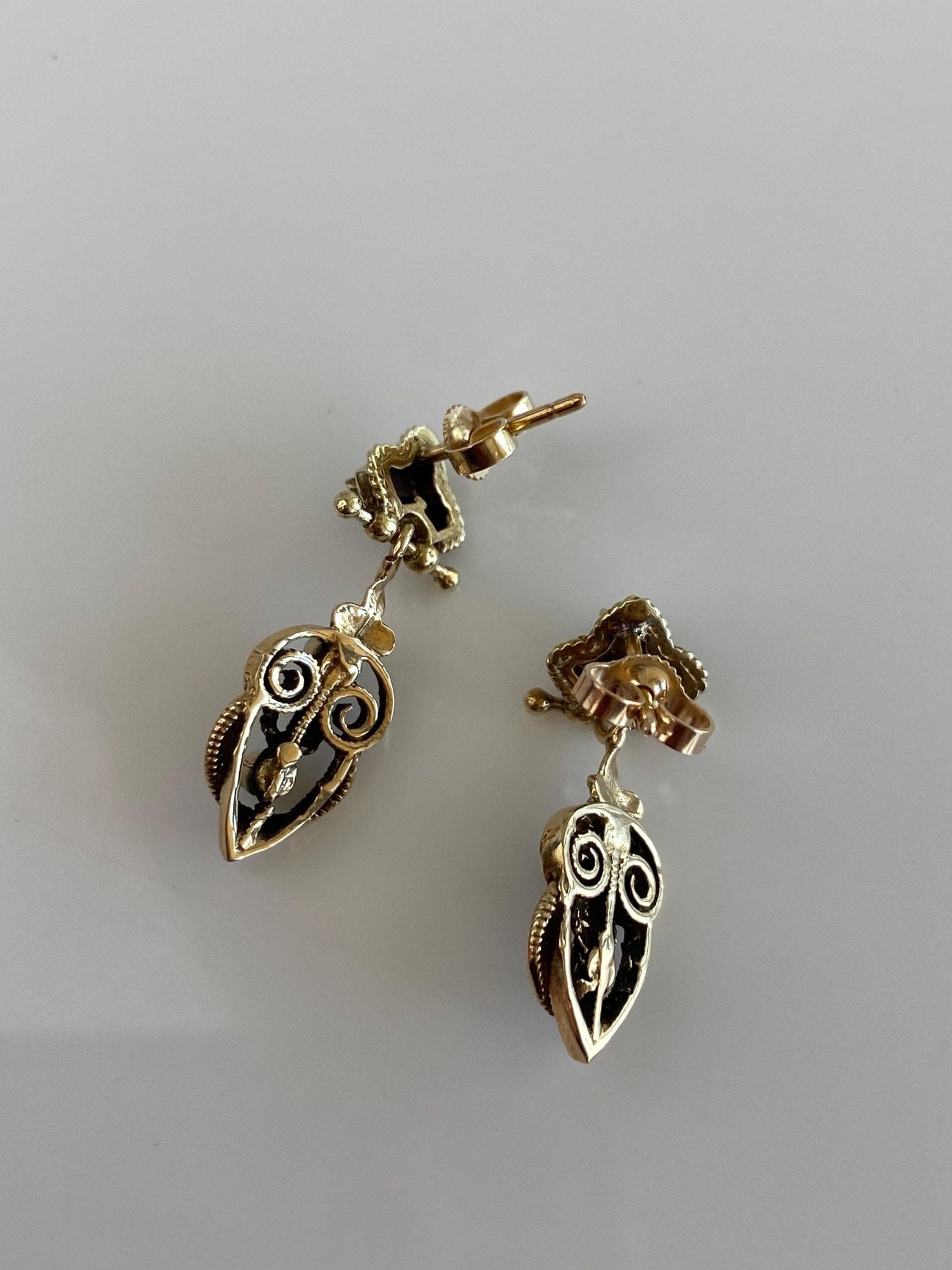 Vintage Solid 14k Yellow Gold Turquoise Ornate Dangle Stud Earrings
