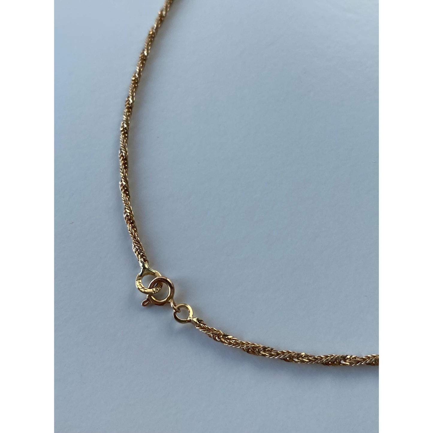 Vintage Solid 14k Yellow Gold Dainty Twist Chain Necklace - 18 inches