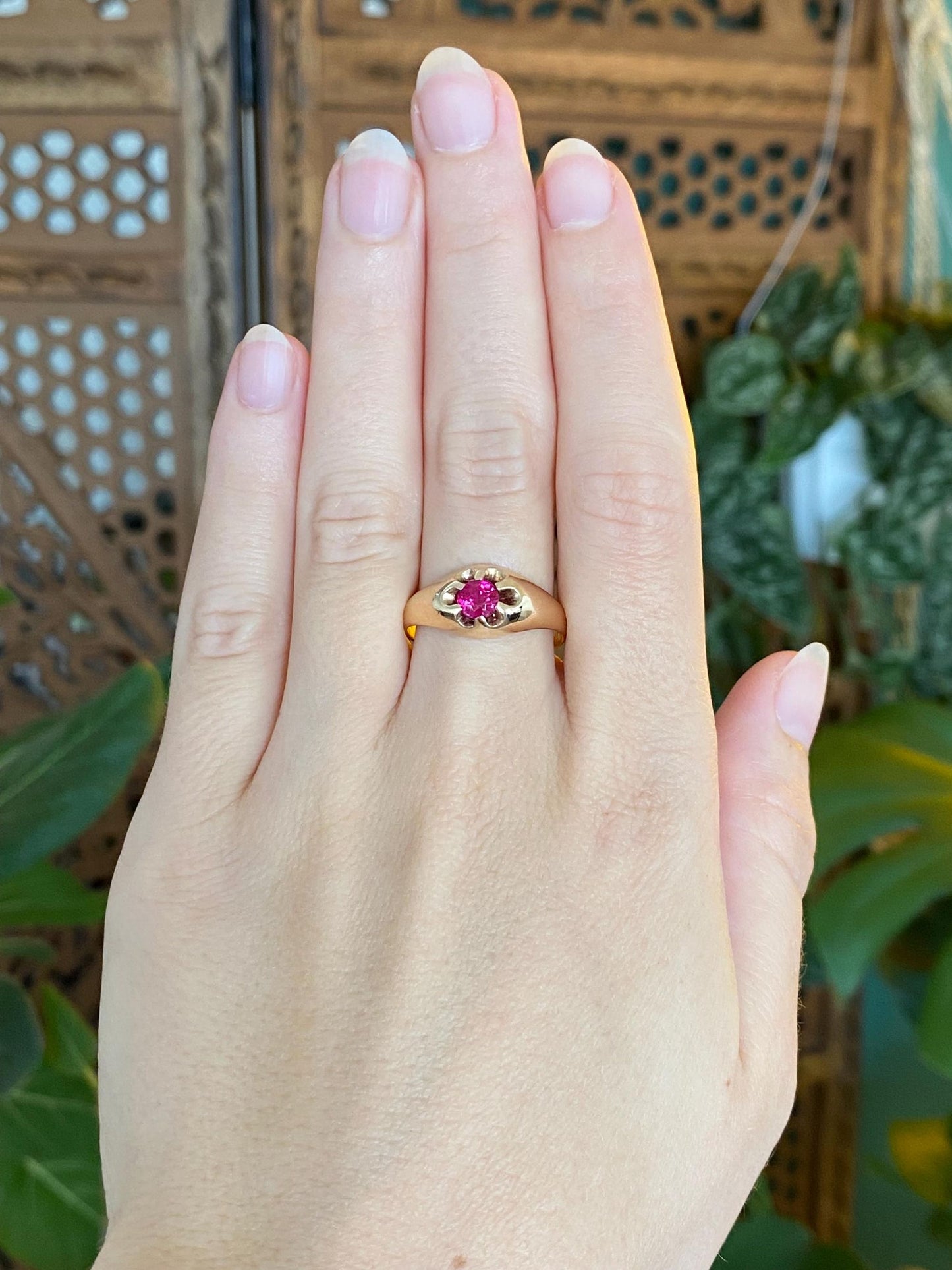 Vintage Solid 14k Yellow Gold Pink Sapphire Ring - Size 9