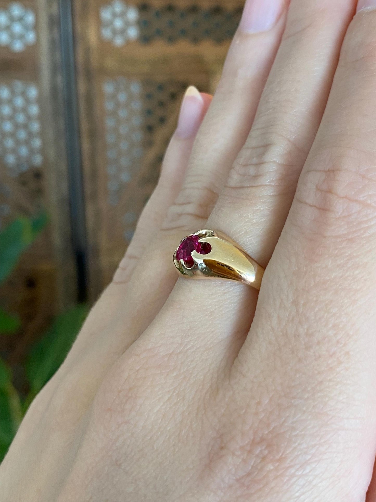 Vintage Solid 14k Yellow Gold Pink Sapphire Ring - Size 9