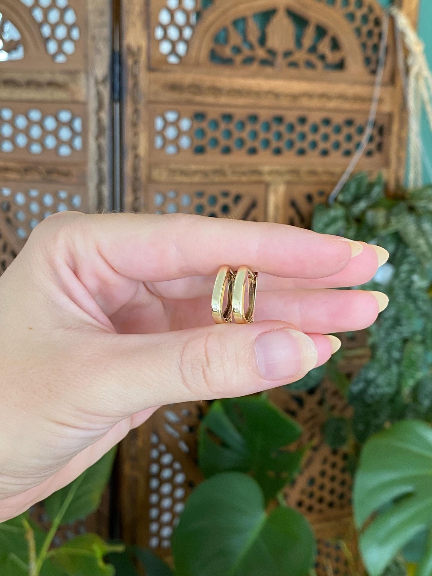 Vintage Solid 14k Yellow Gold Drop Earrings