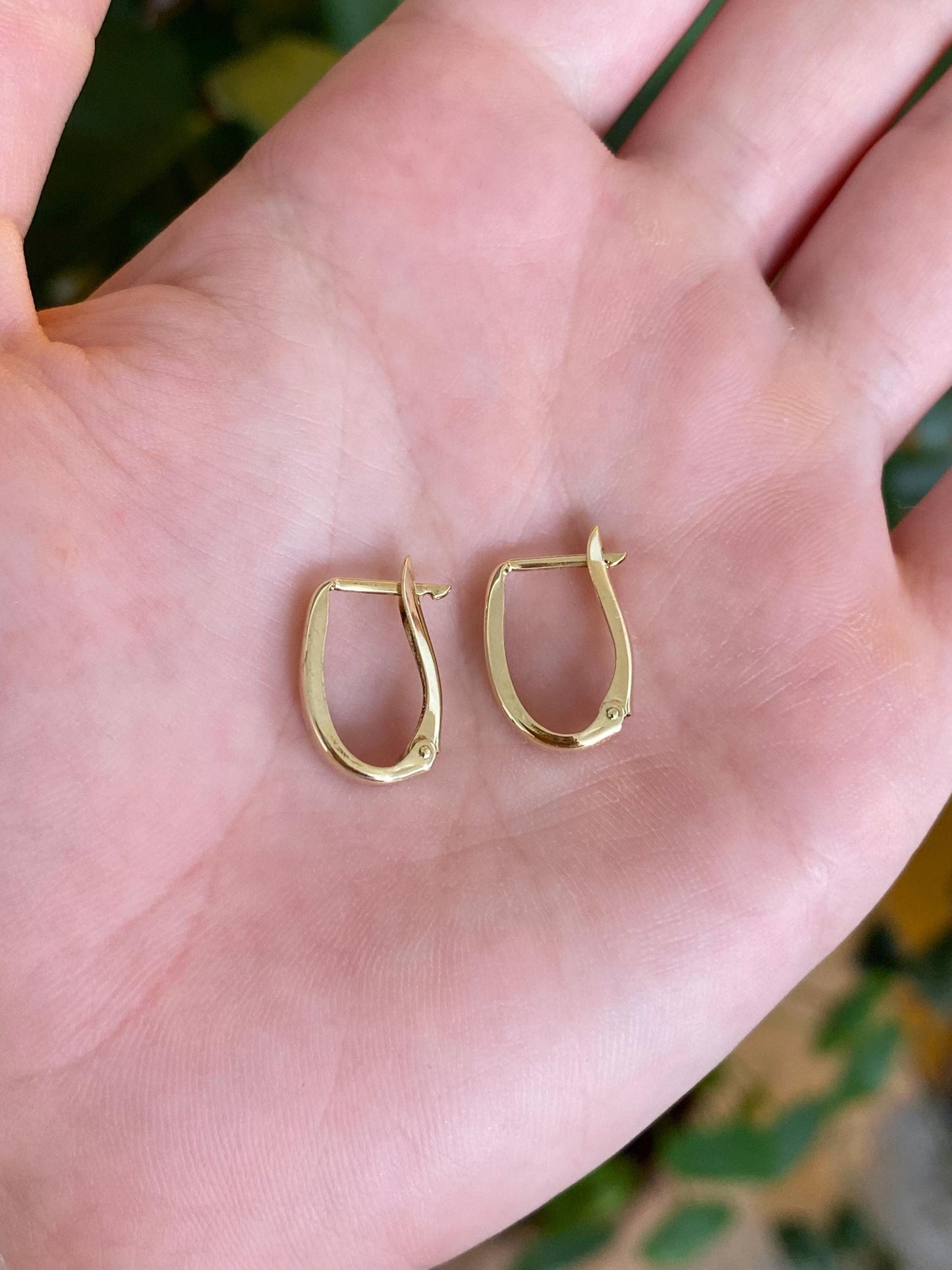 Vintage Solid 14k Yellow Gold Drop Earrings