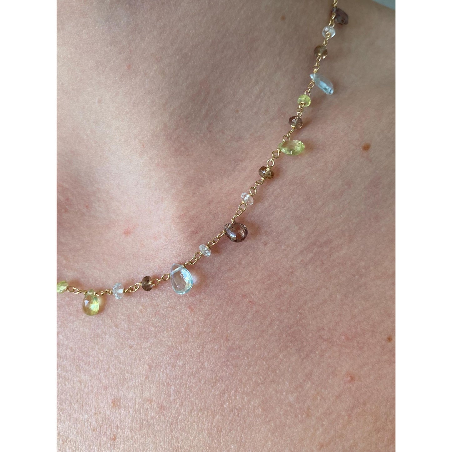 Vintage Solid 14k Yellow Gold Aquamarine Smoky Quartz Green Spinel Link Chain Necklace - 16.5 inches