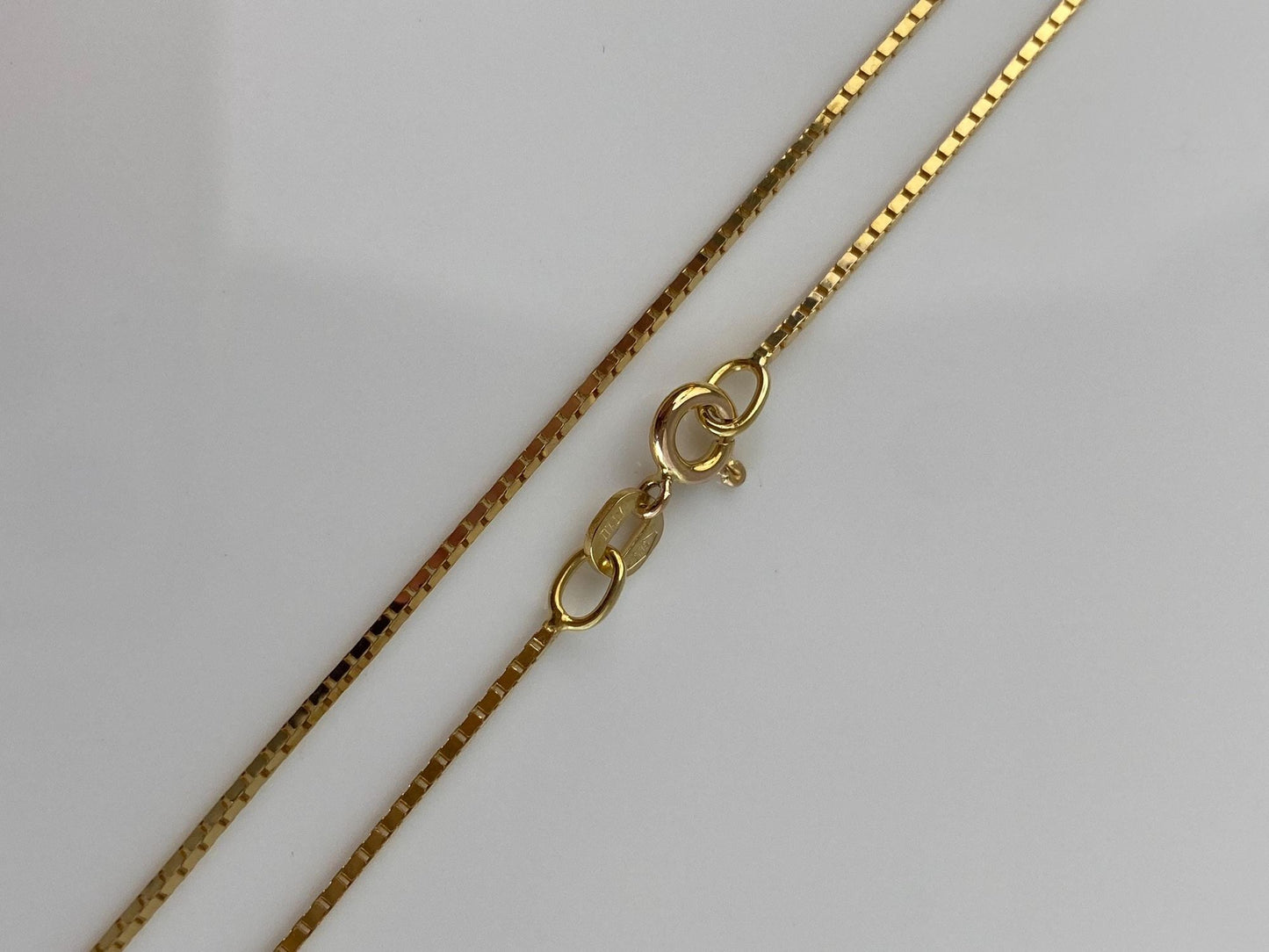 Vintage Solid 14k Yellow Gold Box Chain Necklace - 18 inches