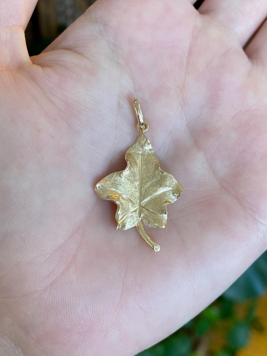 Vintage Solid 14k Yellow Gold Leaf Charm