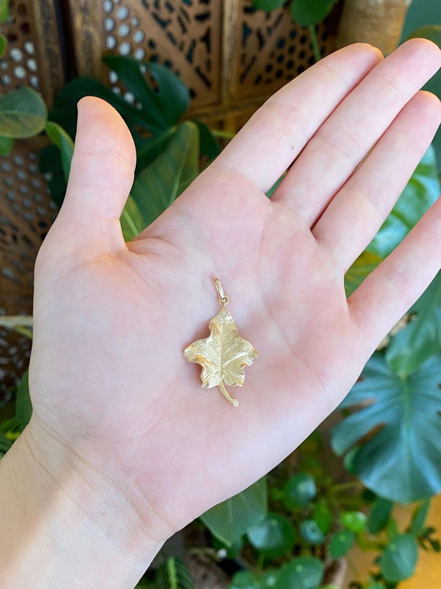 Vintage Solid 14k Yellow Gold Leaf Charm