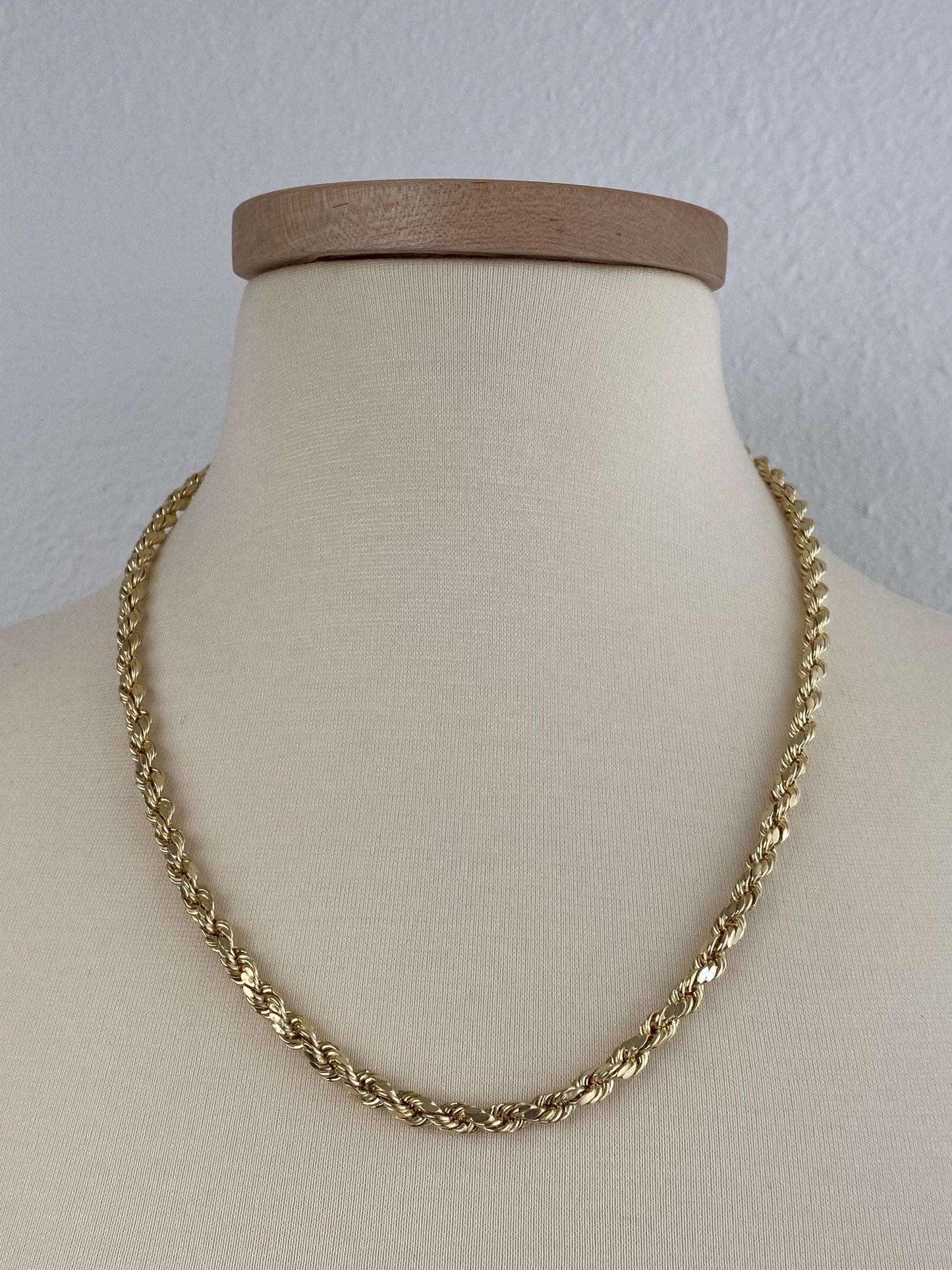 Vintage 10k Yellow Gold Chunky Rope Chain Necklace - 22 inches