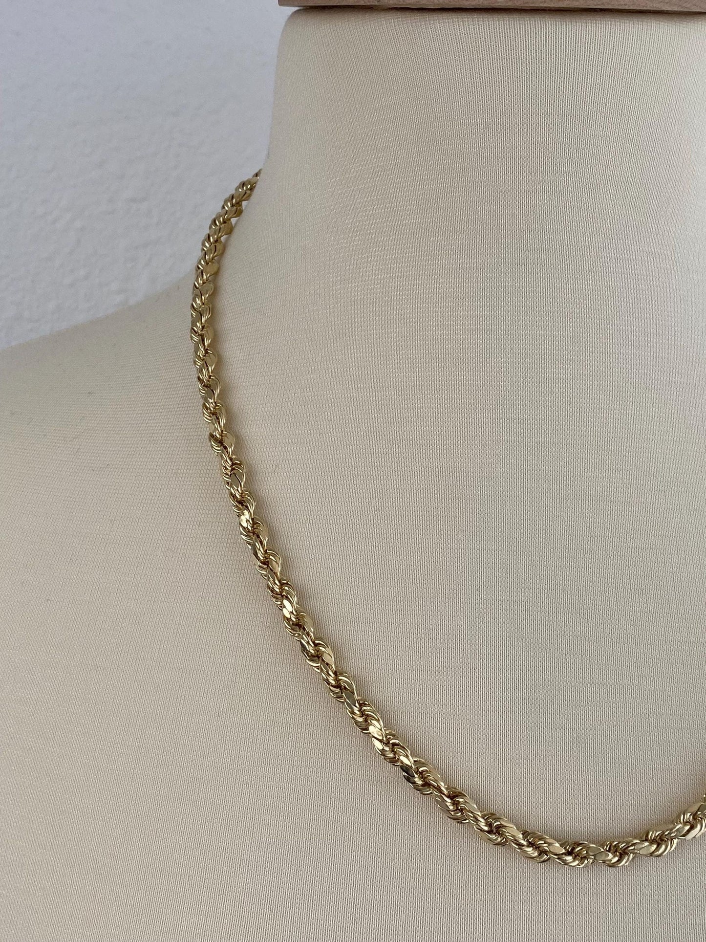 Vintage 10k Yellow Gold Chunky Rope Chain Necklace - 22 inches