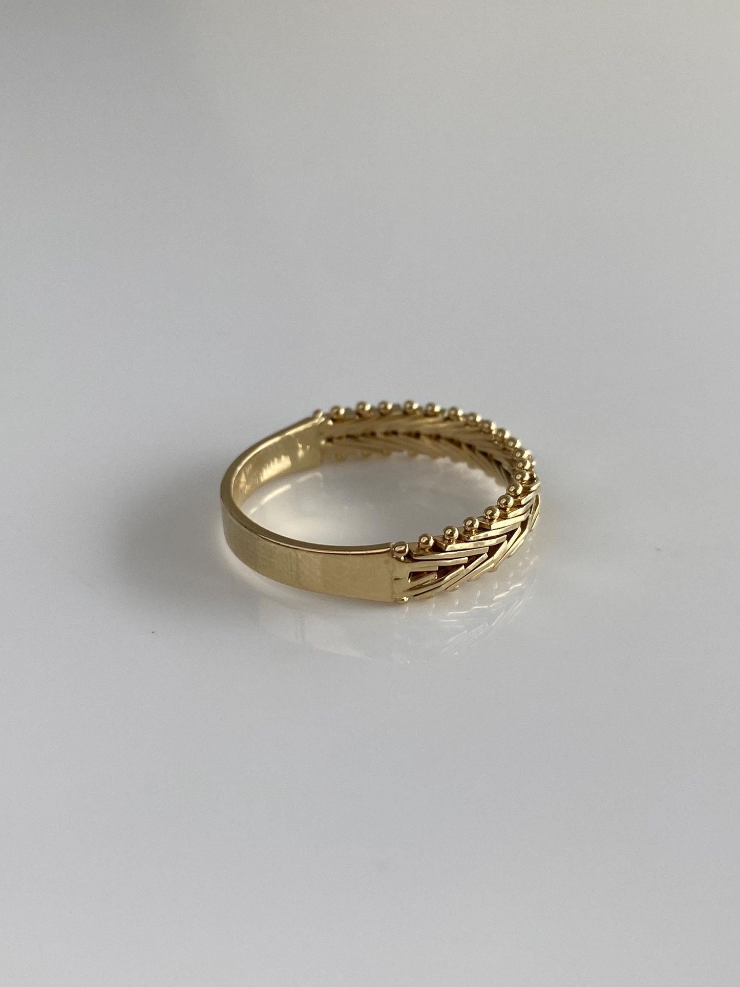 Vintage Solid 14k Yellow Gold Mesh Chain Ring Band - Size 8.75