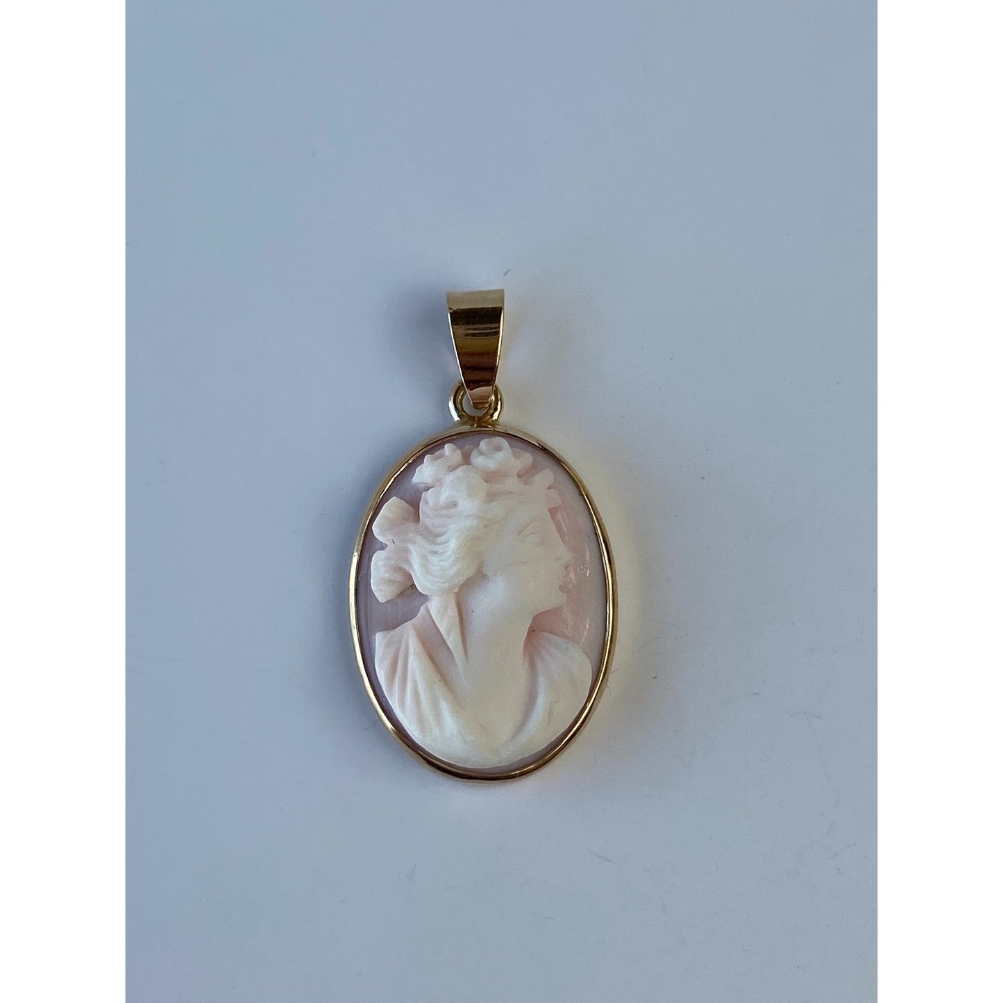 Vintage Solid 14k Yellow Gold Cameo Charm