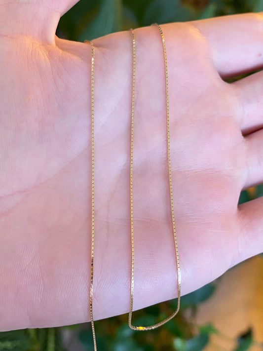 Vintage Solid 14k Yellow Gold Box Chain Necklace - 16 inches