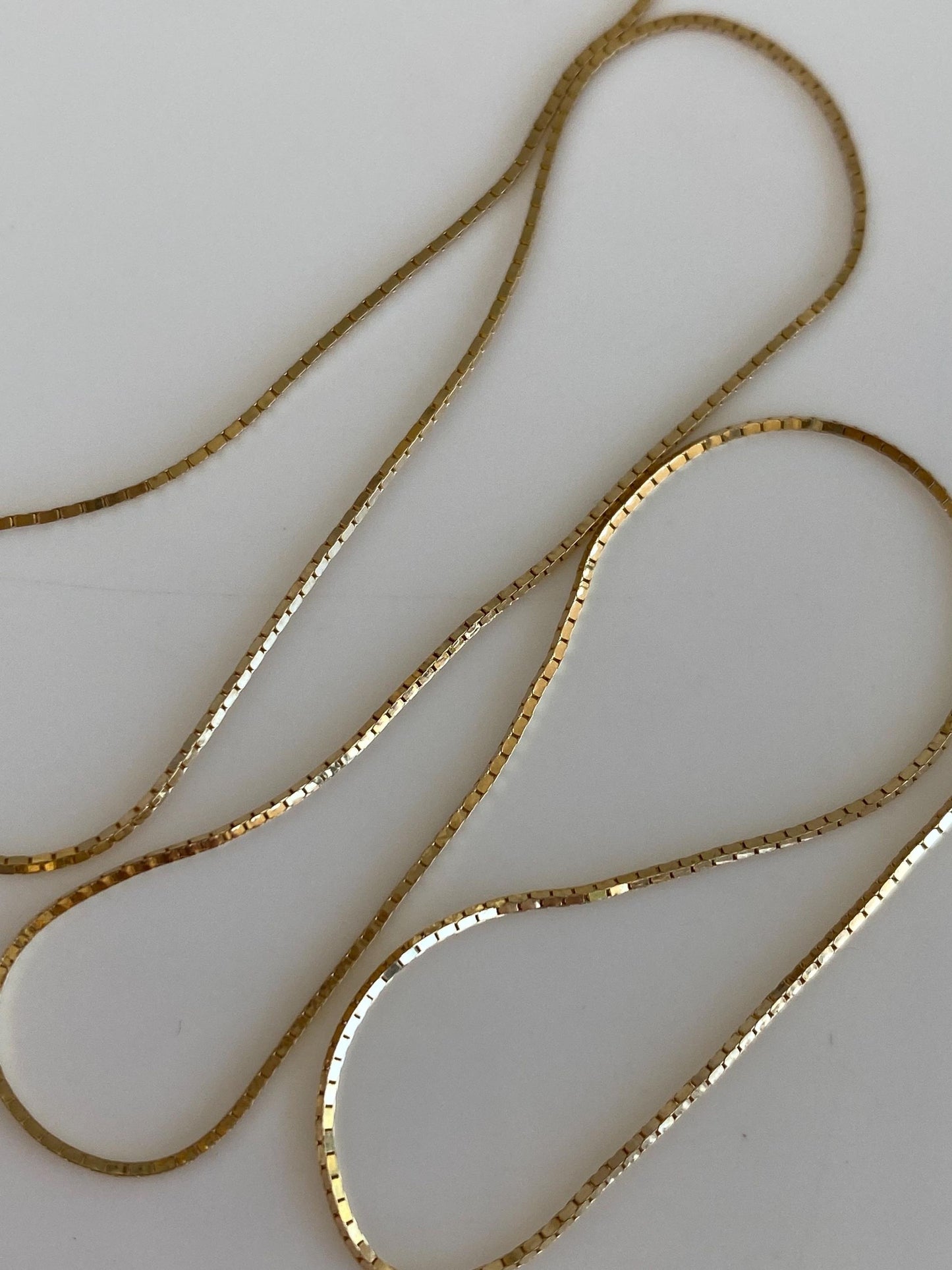 Vintage Solid 14k Yellow Gold Box Chain Necklace - 16 inches