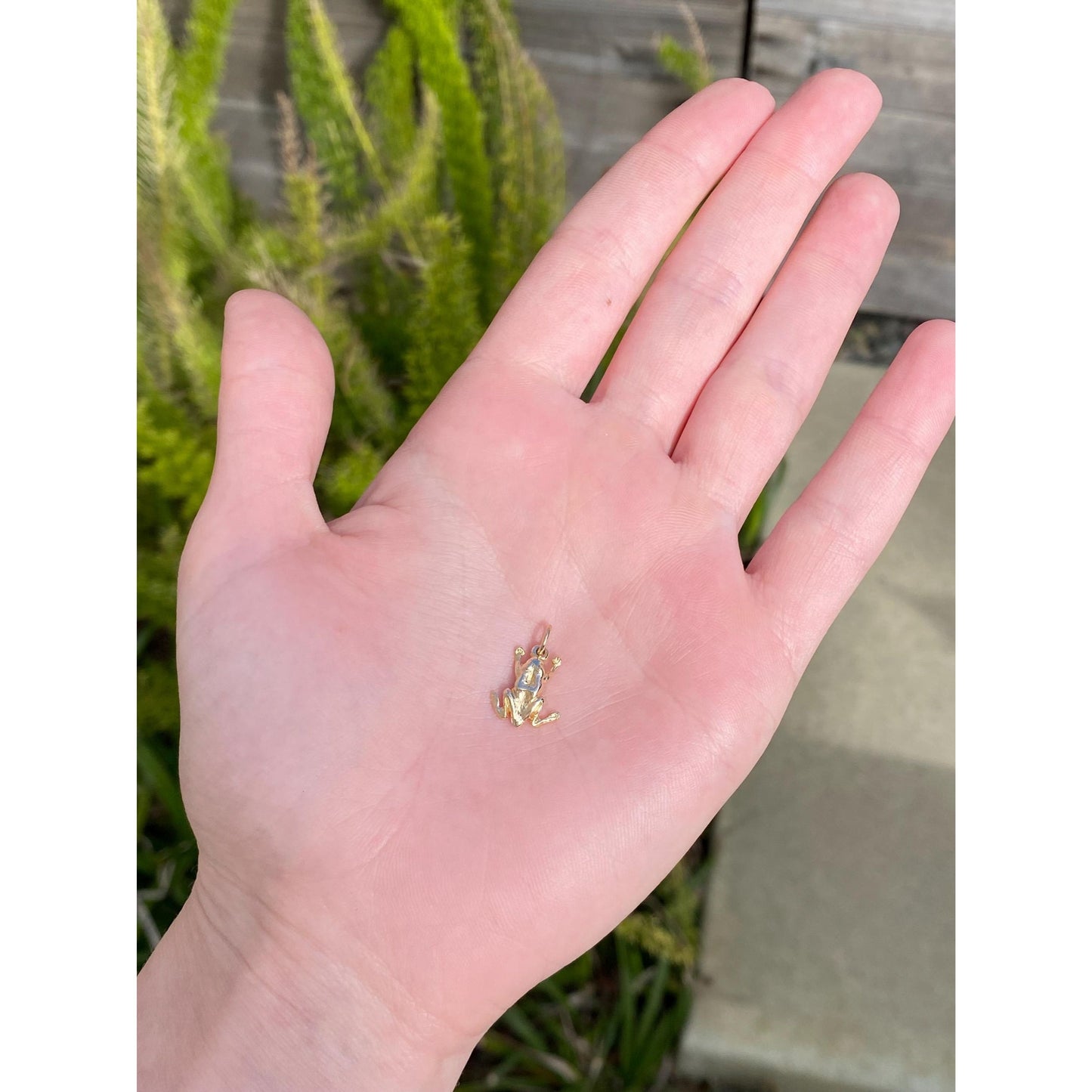 Vintage Solid 14k Yellow Gold Frog Charm