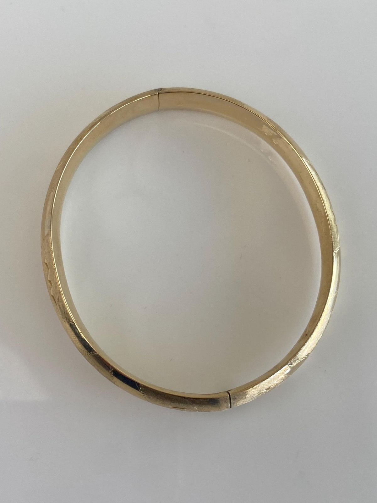 Vintage 14k Yellow Gold Engraved Bangle Bracelet