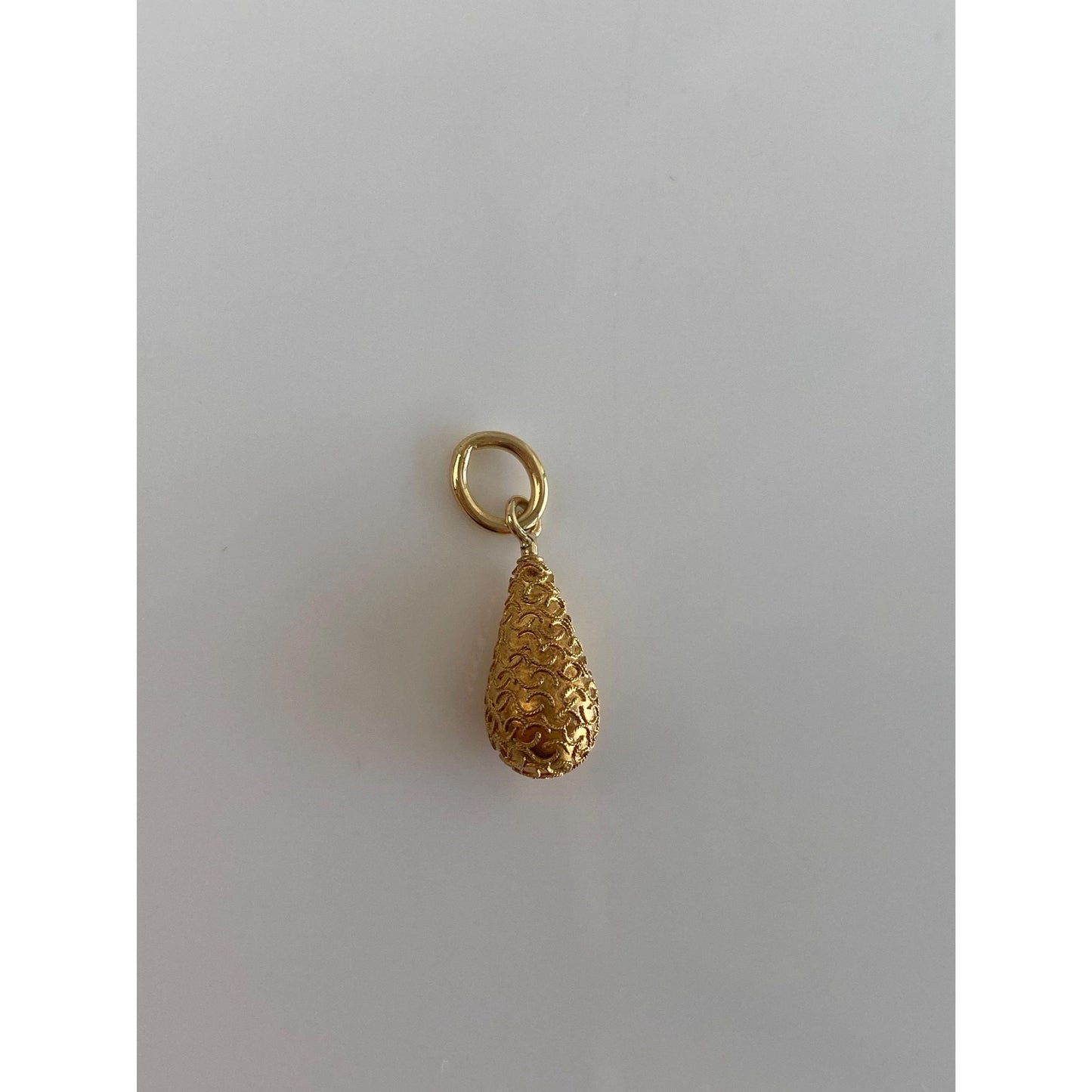 Vintage 20k Yellow Gold Textured Teardrop Stick Pin Conversion Charm