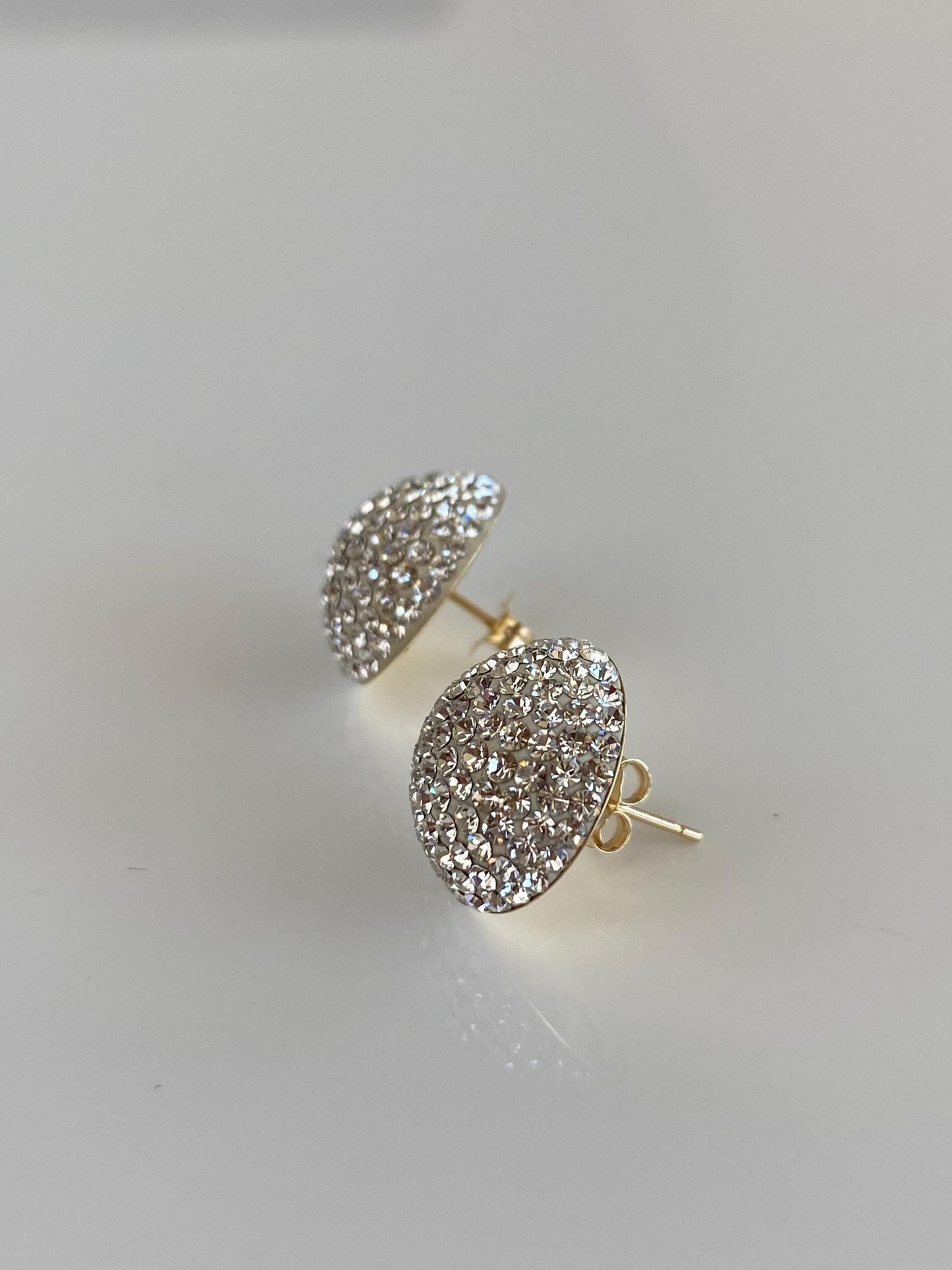 Vintage 14k Yellow Gold Clear Cubic Zirconia Cluster Domed Stud Earrings