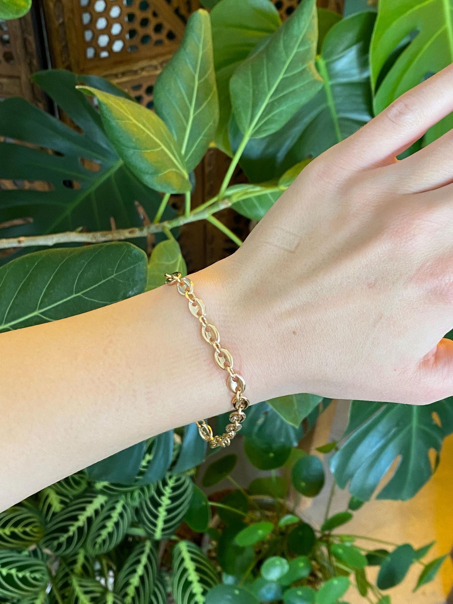 Vintage Solid 9k Yellow Gold Mariner Link Bracelet - 8 inches