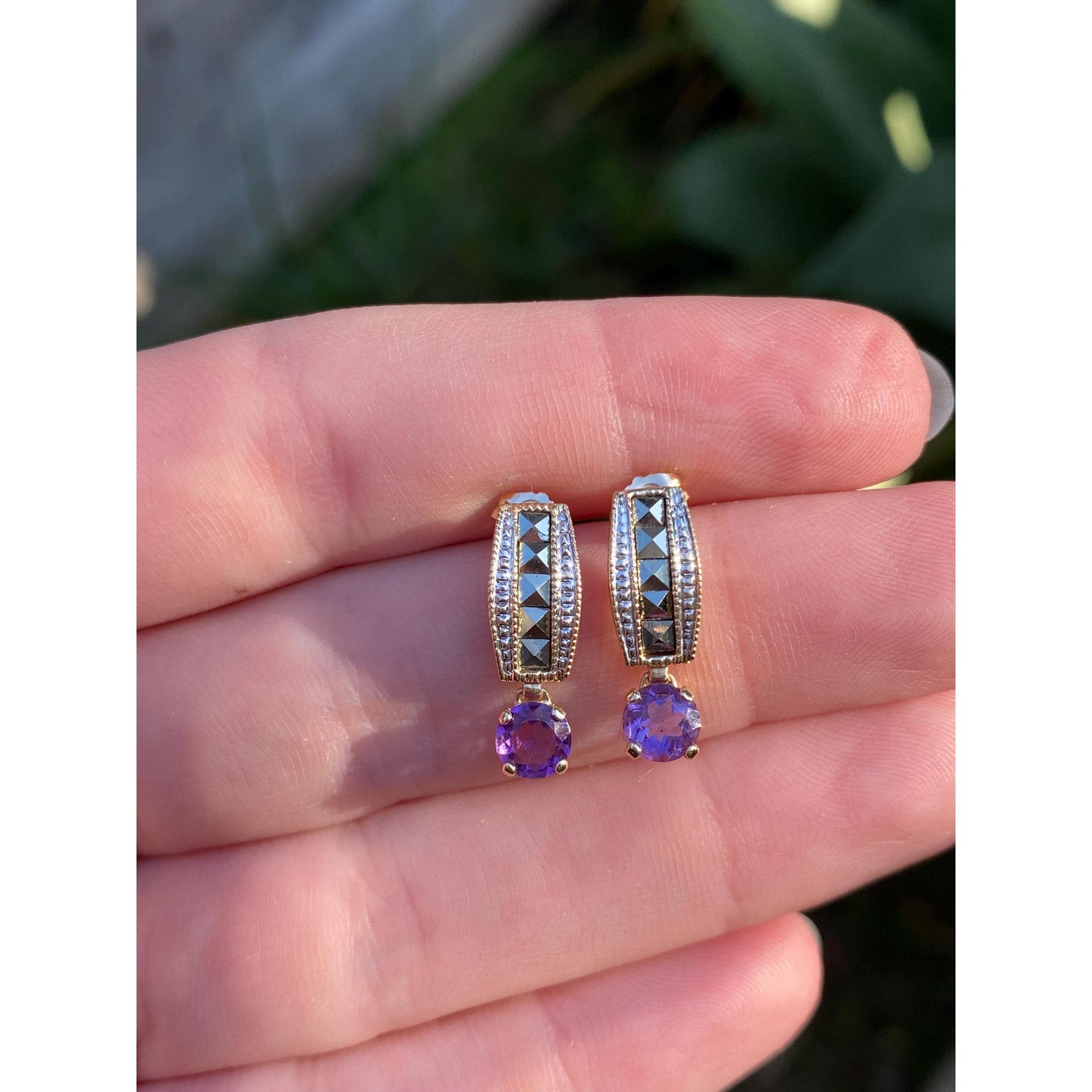 Vintage Solid 14k Yellow Gold Amethyst Pyramid Texture Drop Earrings