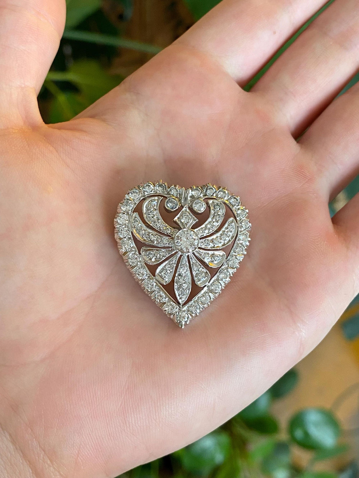 Vintage Solid 14k White Gold Diamonds Heart Brooch Pin