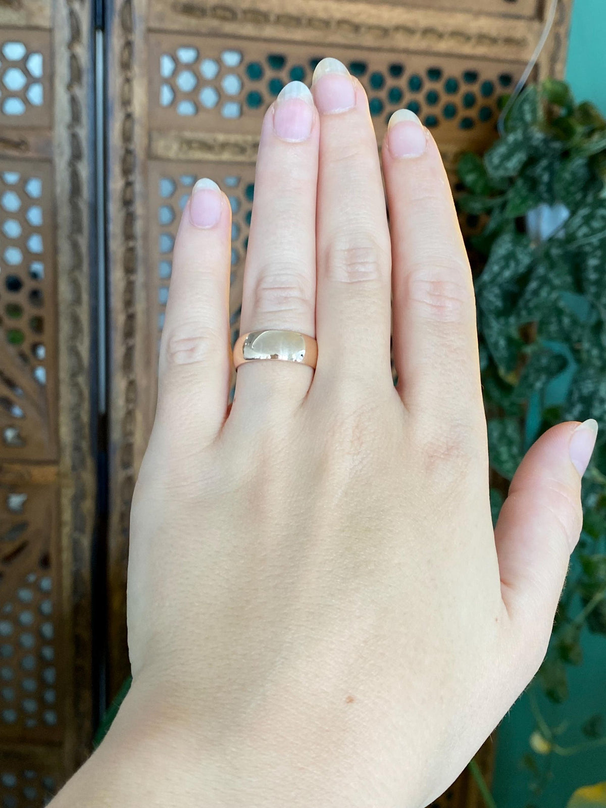 Vintage Solid 10k Rosey Gold Ring Band - Size 7