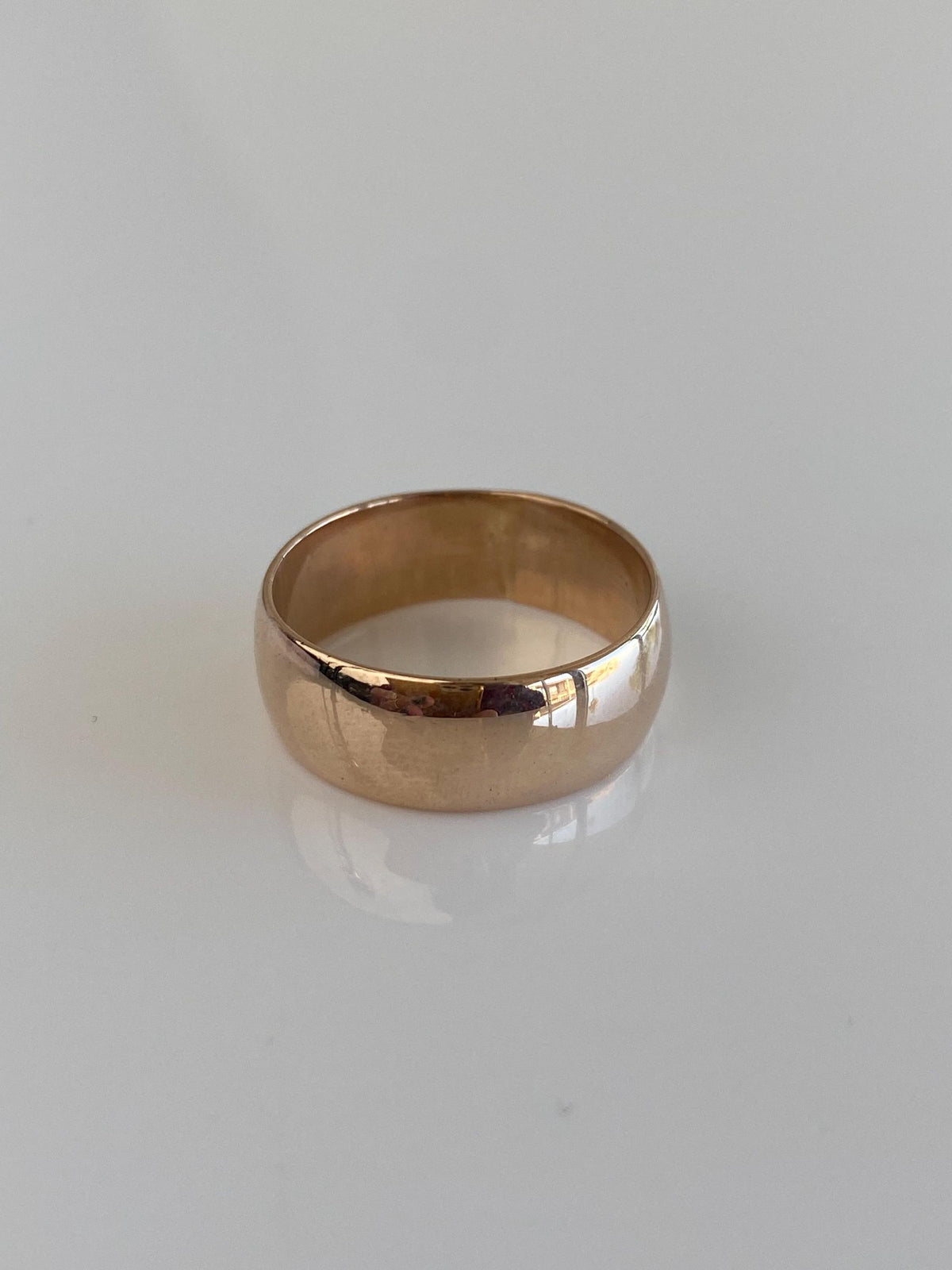 Vintage Solid 10k Rosey Gold Ring Band - Size 7