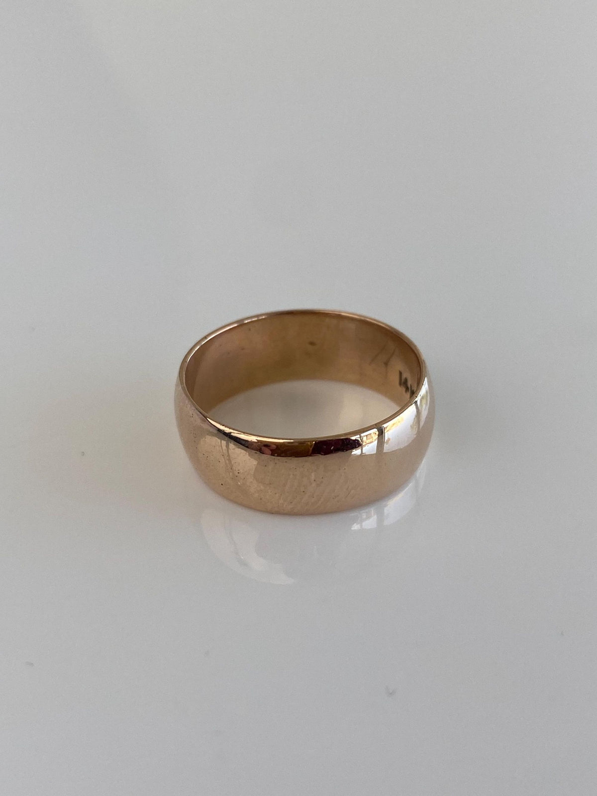 Vintage Solid 10k Rosey Gold Ring Band - Size 7