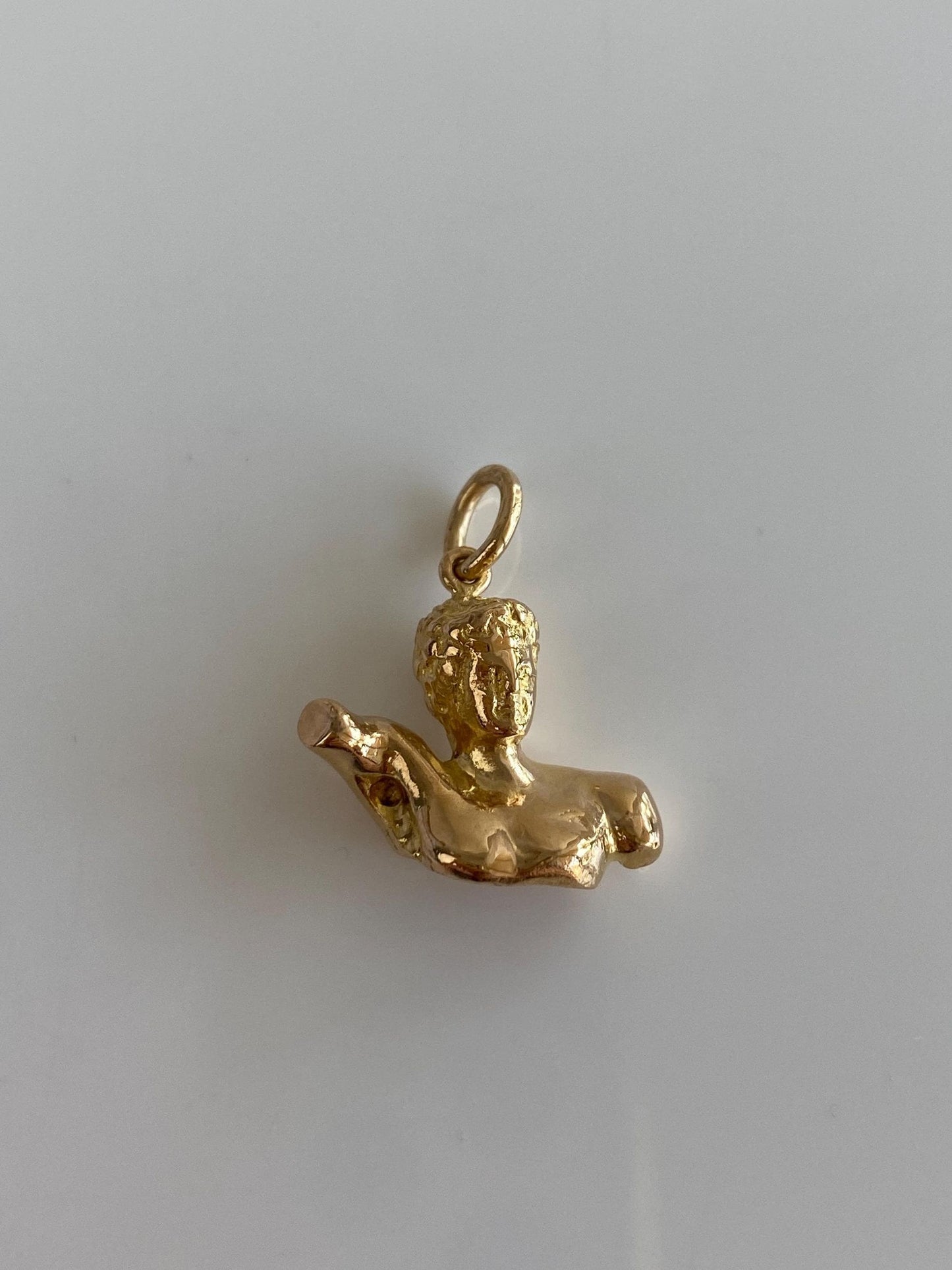Vintage Solid 18k Yellow Gold Bust Charm