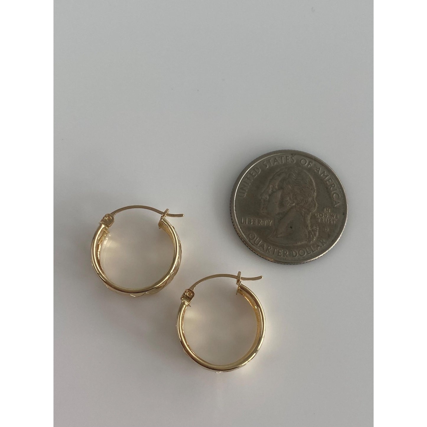 Vintage Solid 14k Yellow Gold Open Basket Weave Hoop Earrings