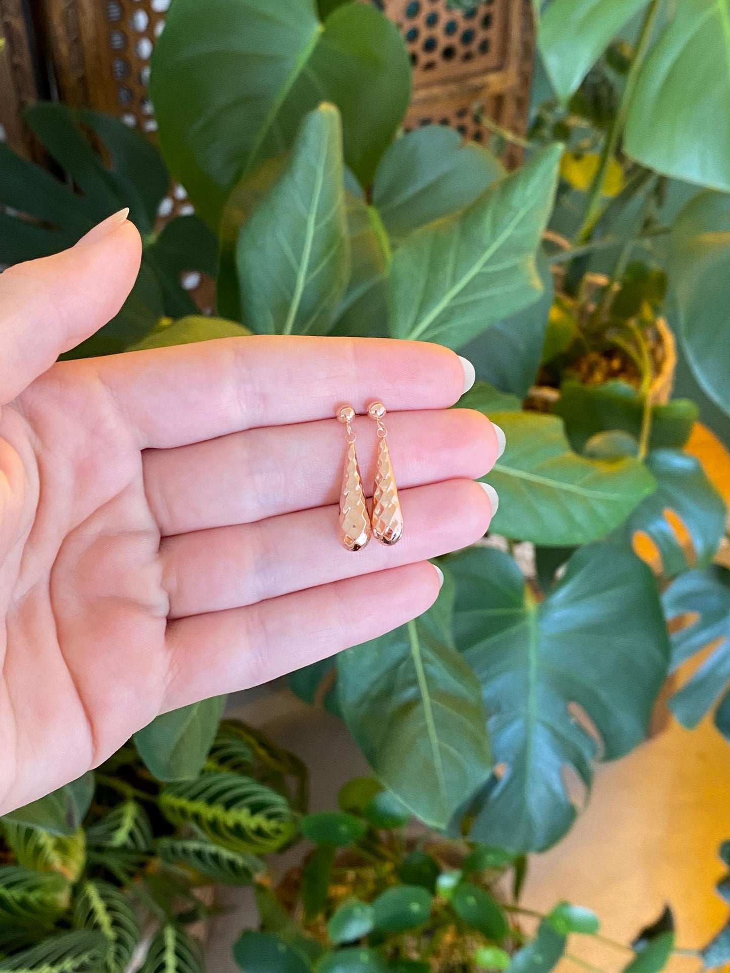 Vintage 14k Rose Gold Faceted Teardrop Dangle Stud Earrings