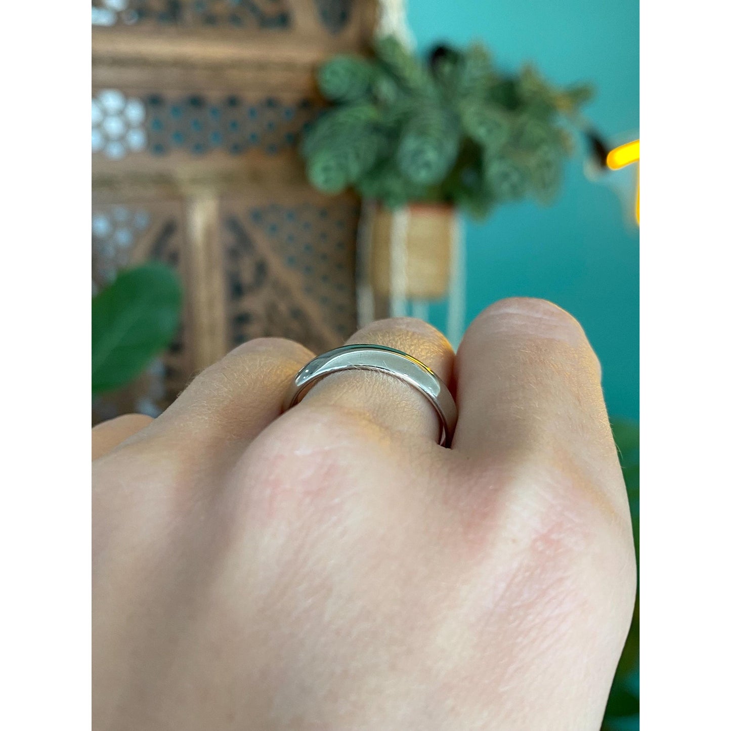 Vintage Solid 14k White Gold Ring Band - Size 9.5