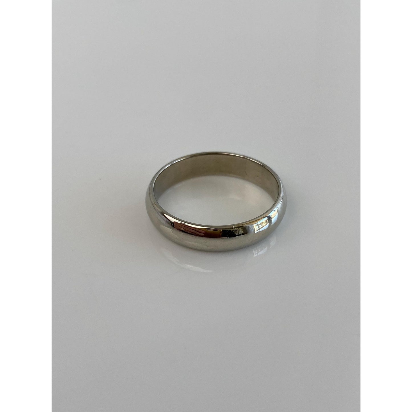 Vintage Solid 14k White Gold Ring Band - Size 9.5