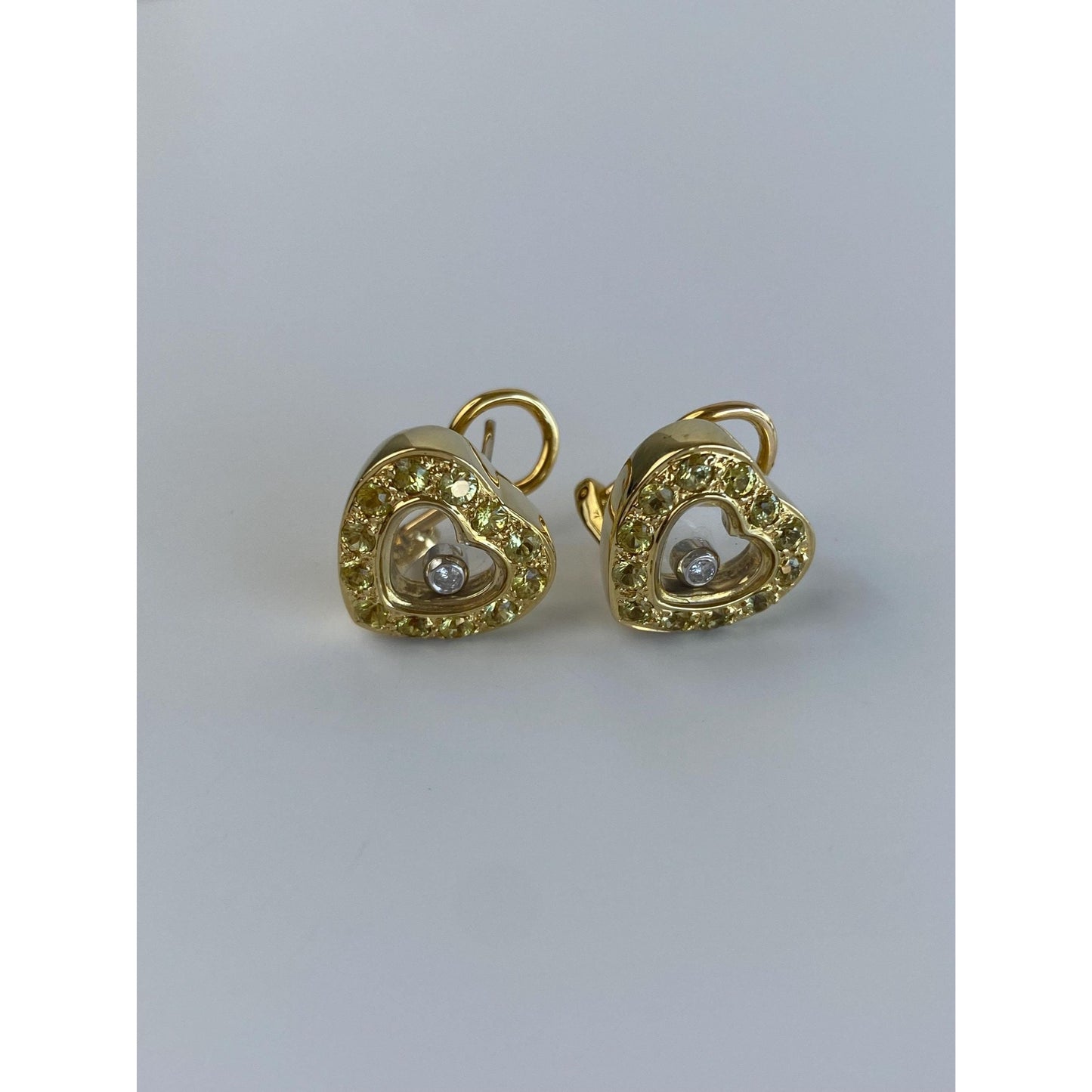 Vintage Solid 18k Yellow Gold Green Topaz Diamond Shaker Heart Stud Earrings