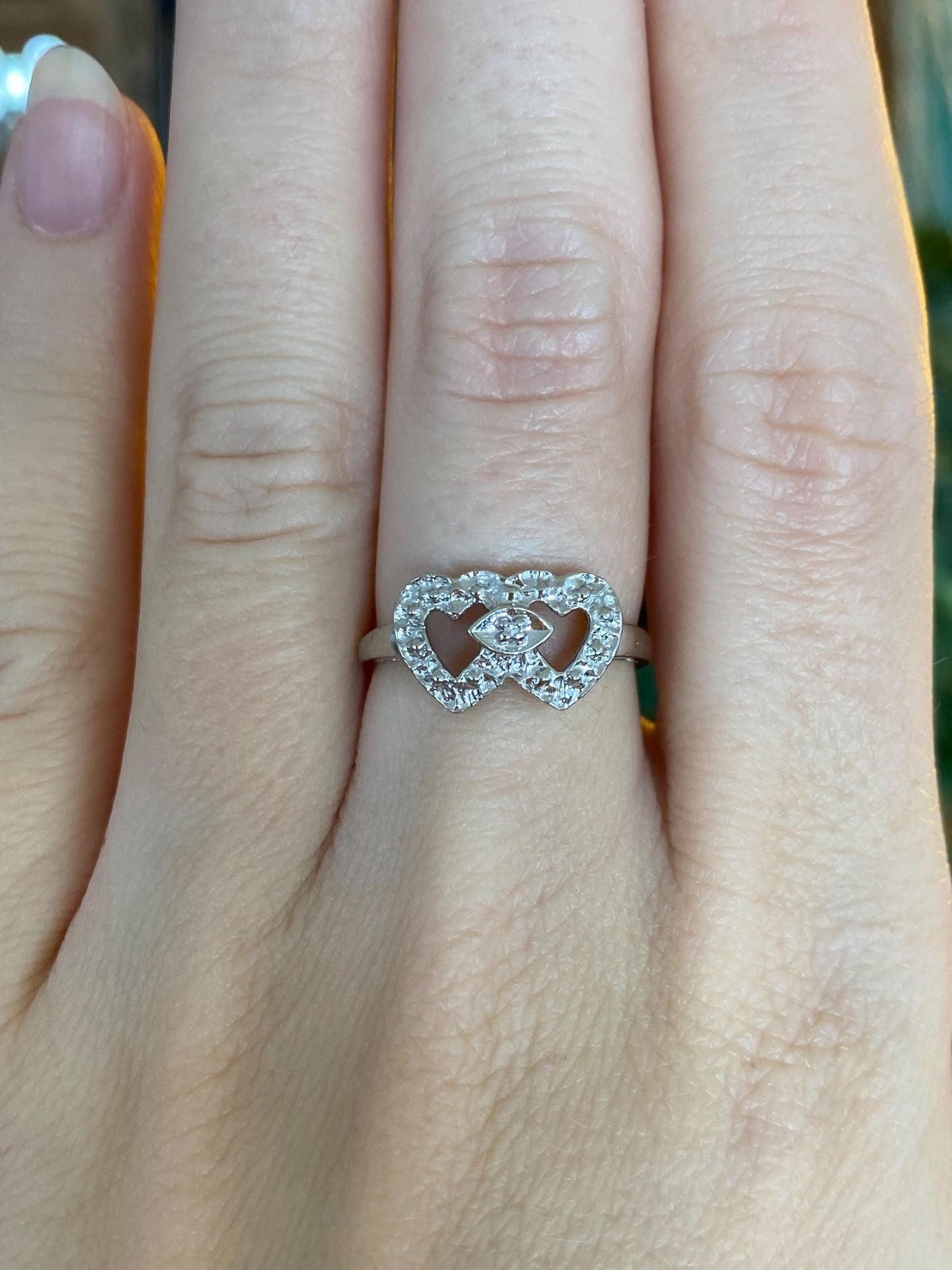 Vintage Solid 9k White Gold Diamonds Heart Ring - Size 6.25