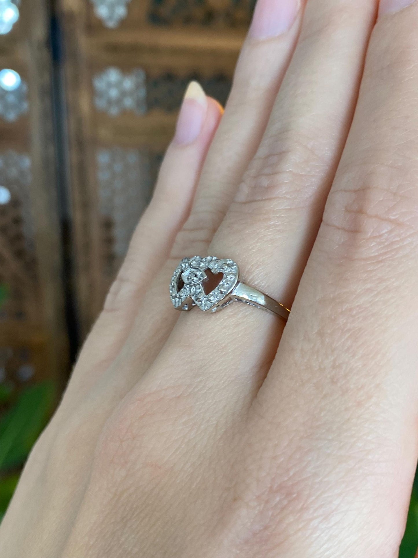 Vintage Solid 9k White Gold Diamonds Heart Ring - Size 6.25