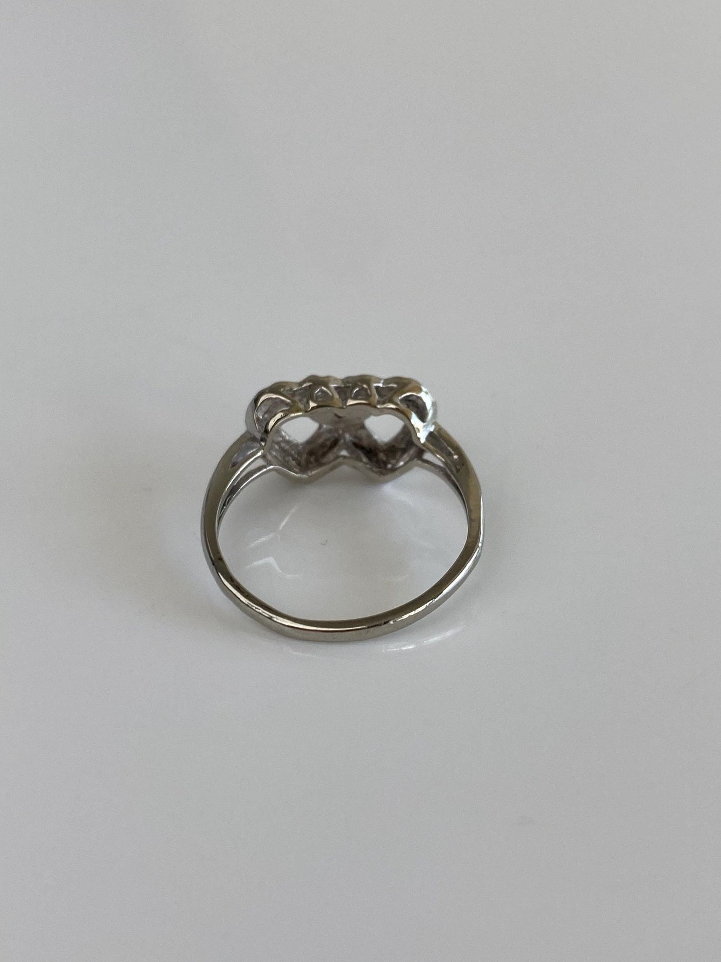 Vintage Solid 9k White Gold Diamonds Heart Ring - Size 6.25