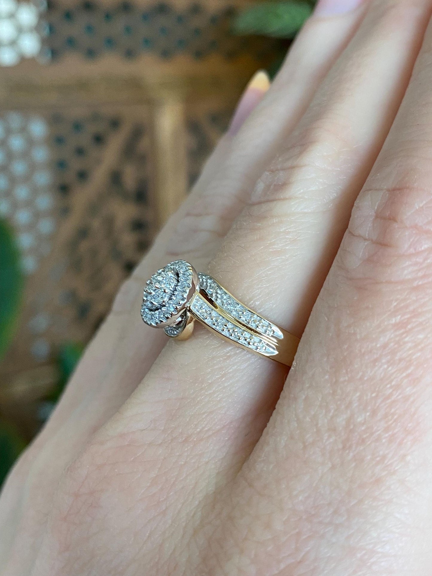 Vintage Solid 10k White & Yellow Gold Diamond Ring - Size 6.75