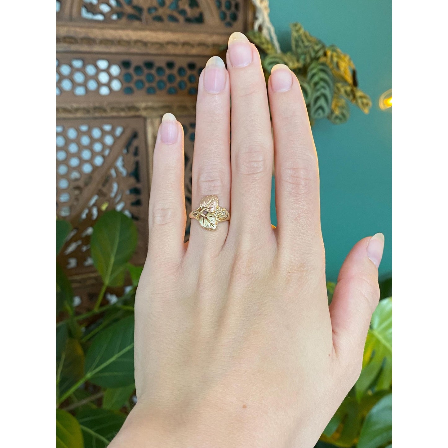 Solid 10k Black Hills Gold Grape Vine Ring - Size 5