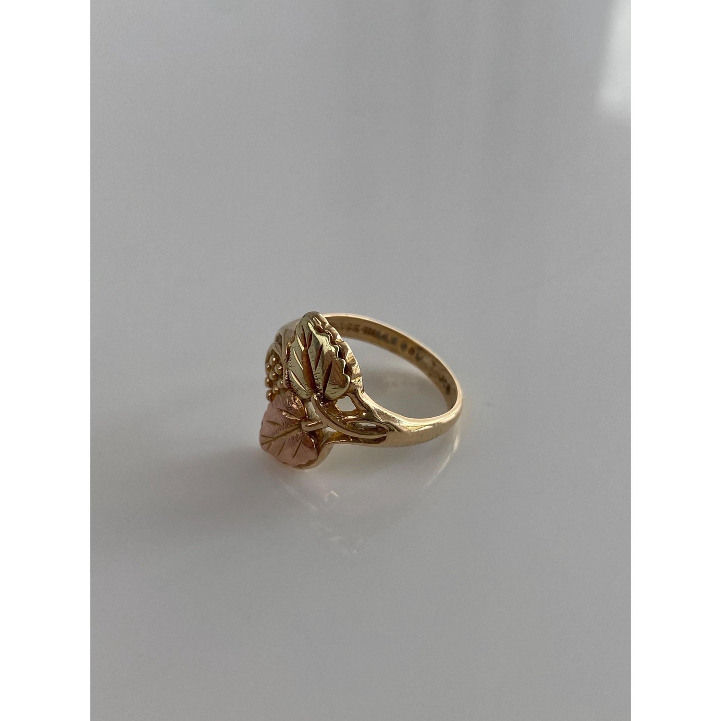Solid 10k Black Hills Gold Grape Vine Ring - Size 5